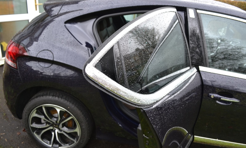 DS 4