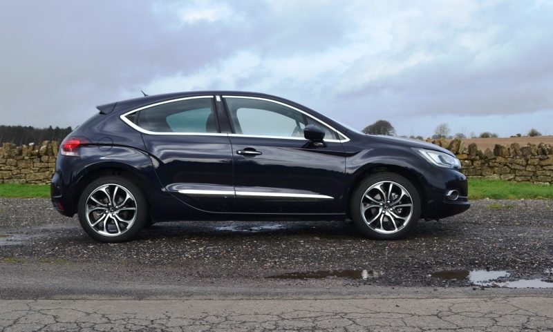 DS 4