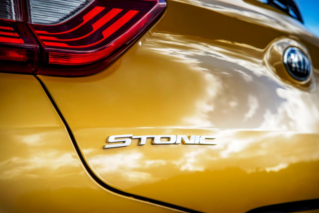 Kia Stonische Review