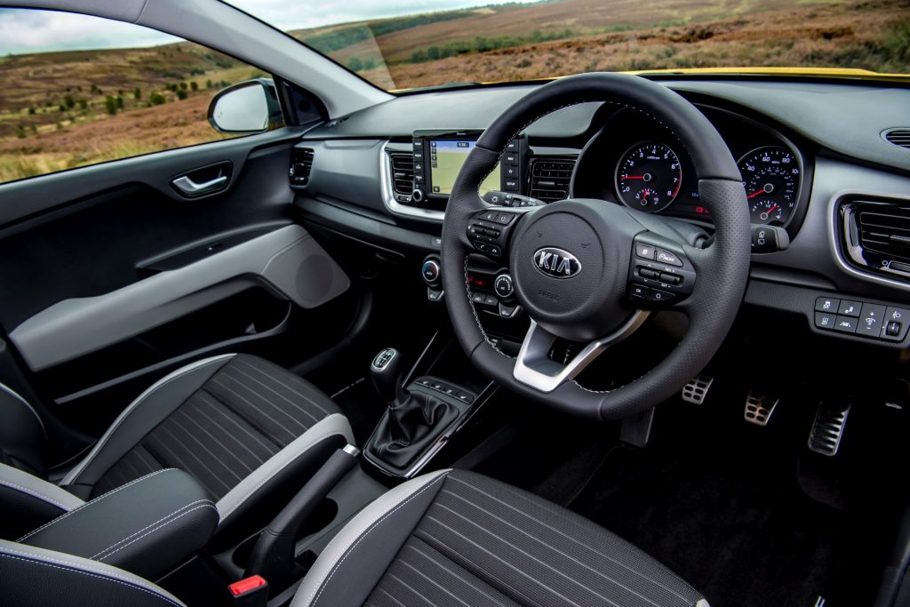 Kia Stonische Review