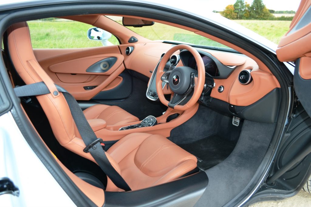 McLaren 570GT 