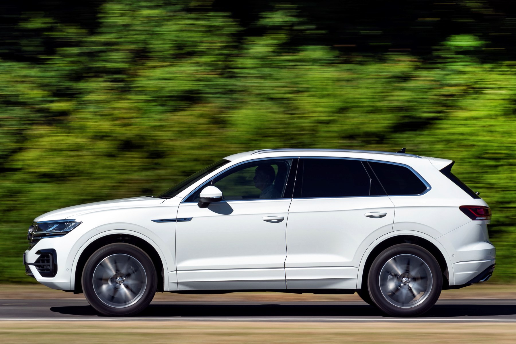 Volkswagen Touareg Review