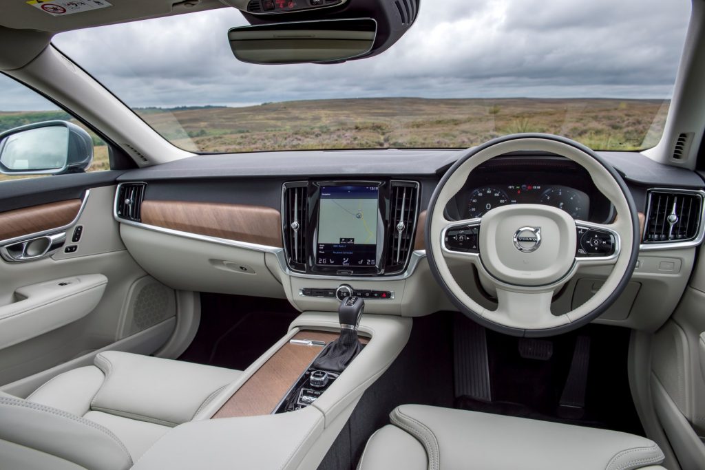 Volvo S90 interior